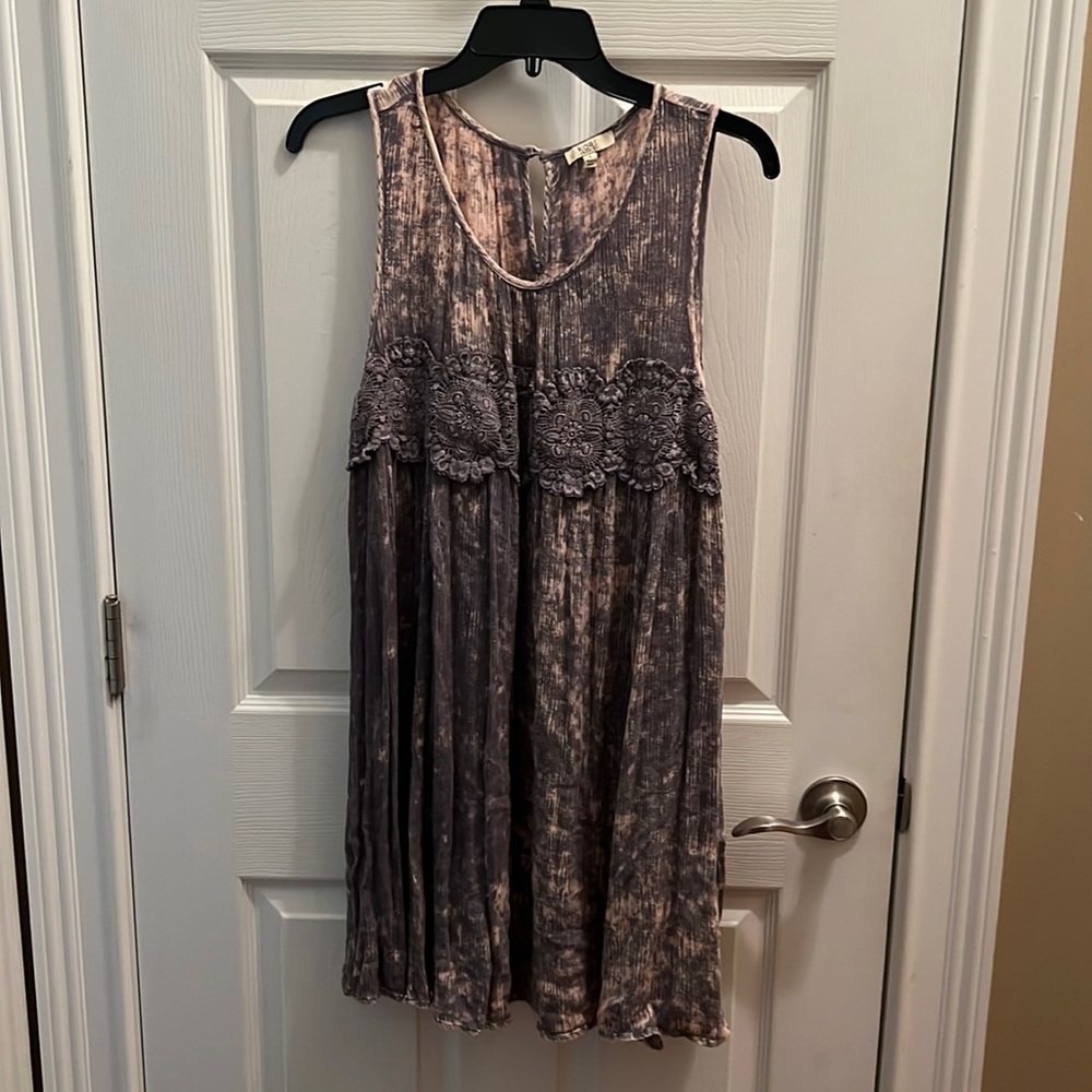 Ladies Boutique Dress Large NWOT